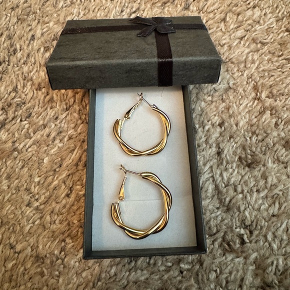 Yellow Gold Twist Hoop Earrings - Picture 1 of 3